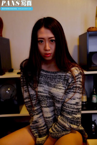 岳故意装睡让我挺进去观看